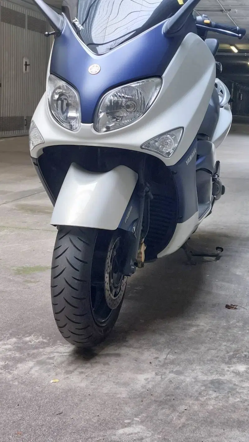 Yamaha T-Max 500 (2004 - 07) (4)