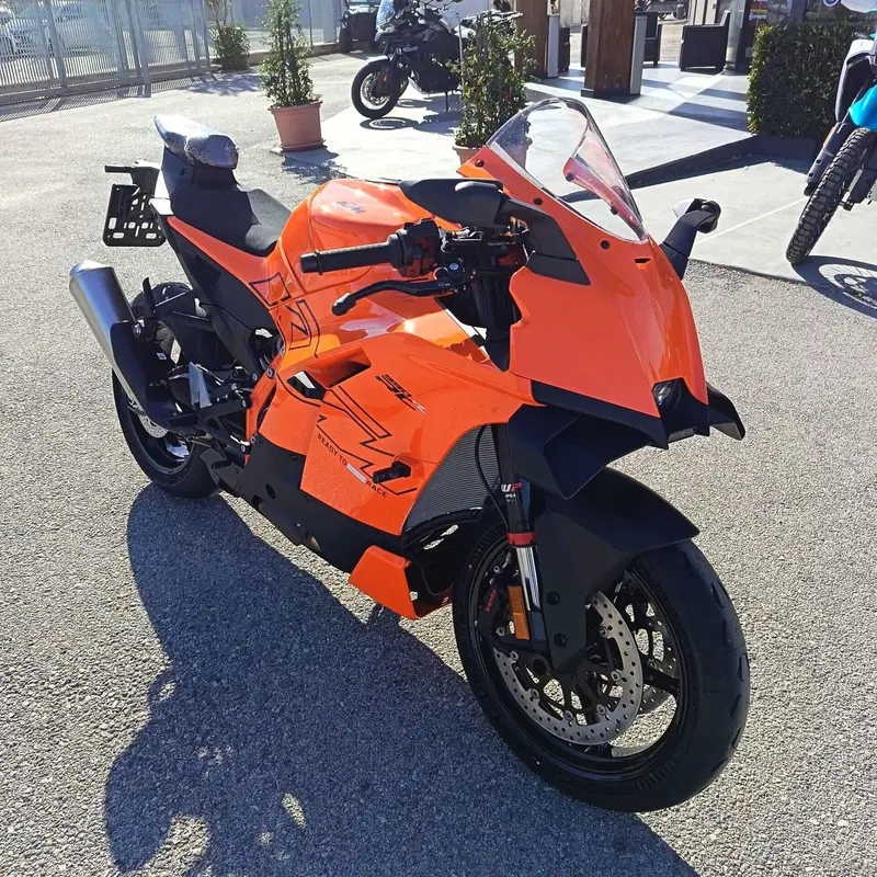 KTM 990 RC R (2026) (7)