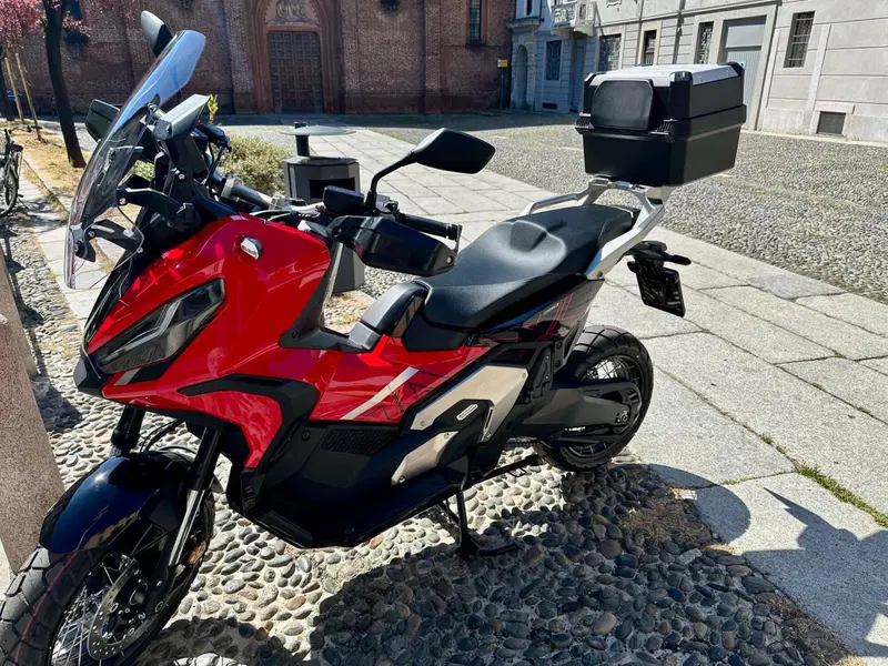 Honda X-ADV 750 DCT (2021 - 24) (2)