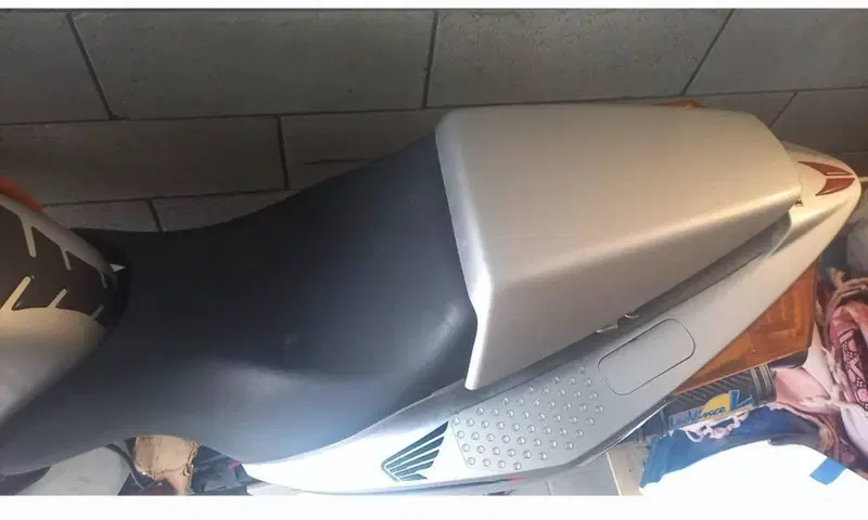 Honda VFR 800 ABS (2002 - 06) (5)