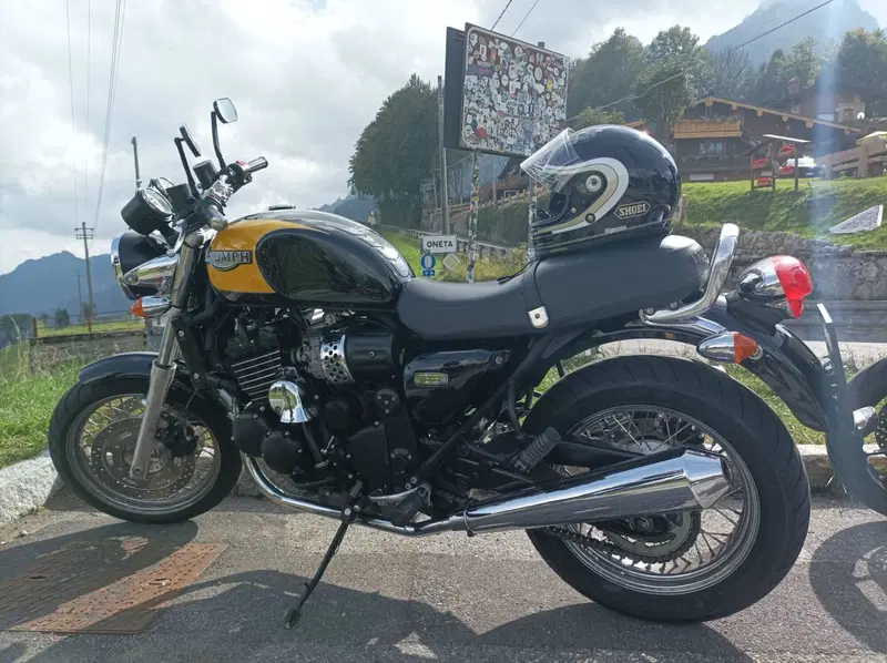 Triumph Thunderbird 900 Sport (2003 - 04)