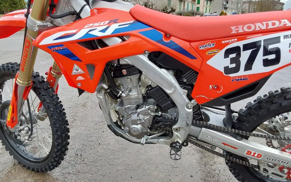 Honda CRF 250R (2023) (8)