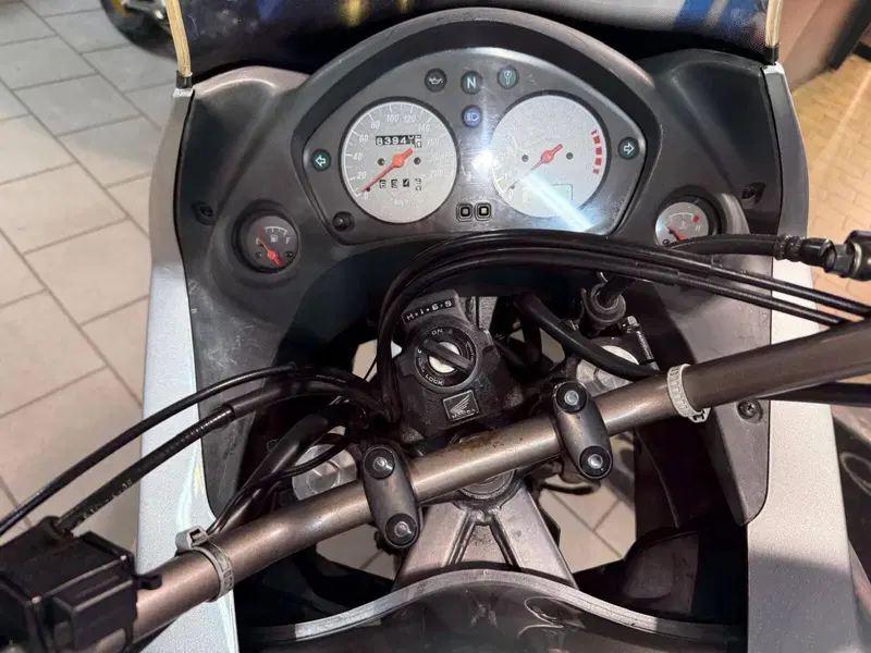 Honda Transalp XL 650V (2005 - 06) (6)