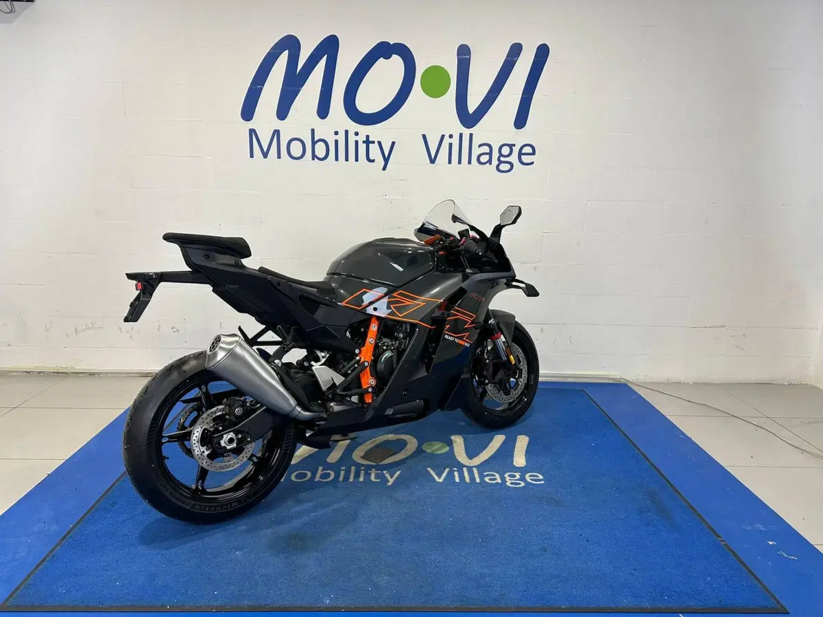 KTM 990 RC R (2026) (2)