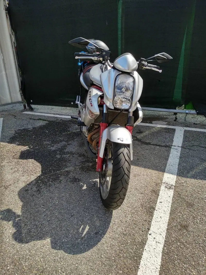 Kawasaki ER-6N (2005 - 08) (6)