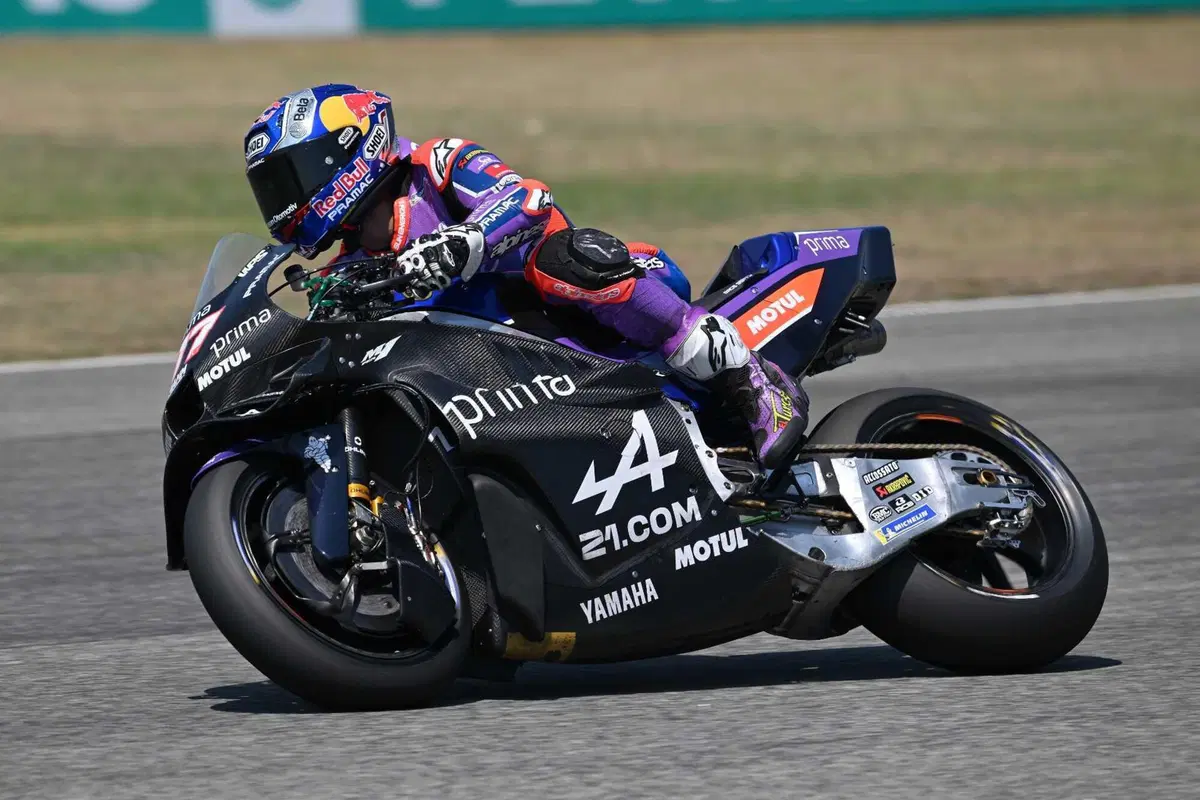 Foto del 1° giorno di test a Buriram: si riparte dai fratelli Márquez