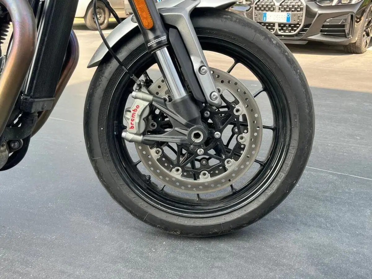 Triumph Speed Twin 1200 (2021 - 24) (4)