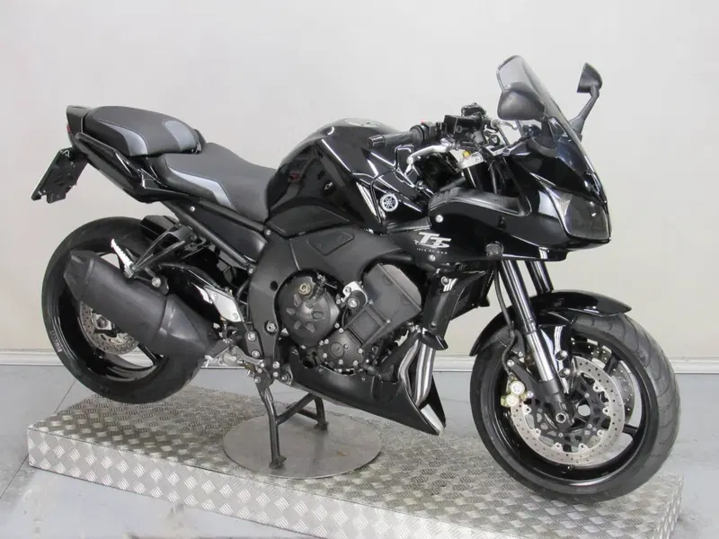 Yamaha FZ1 Fazer (2006 - 16)