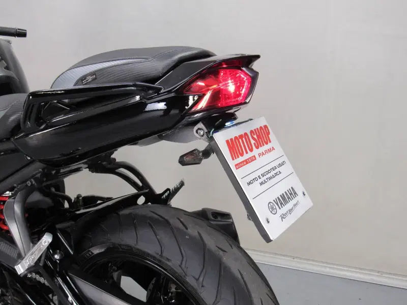 Yamaha FZ1 Fazer (2006 - 16) (13)