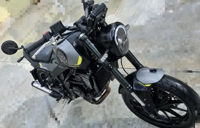 Benelli Leoncino 250 (2021 - 25) (2)