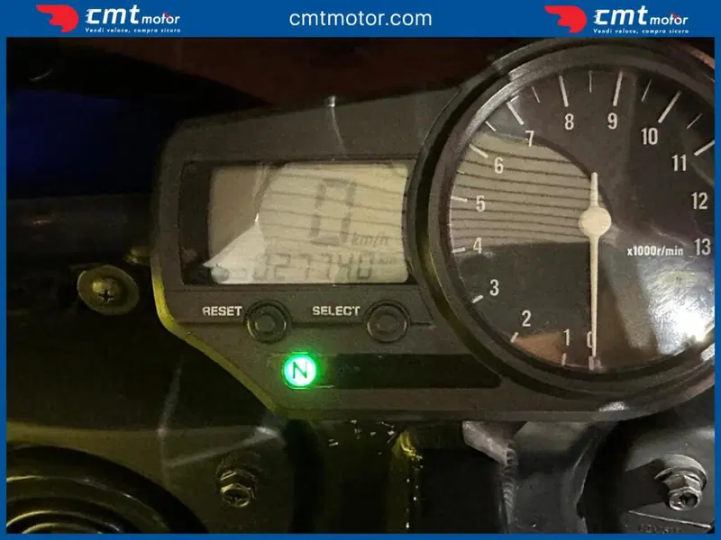 Yamaha YZF R1 (1998 - 99) (5)