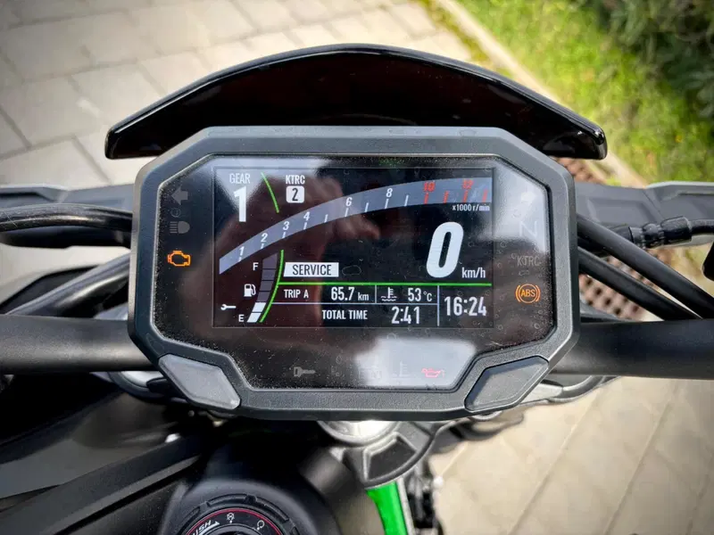 Kawasaki Z 900 (2021 - 24) (11)