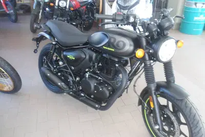 Royal Enfield HNTR 350 (2022 - 26) nuova