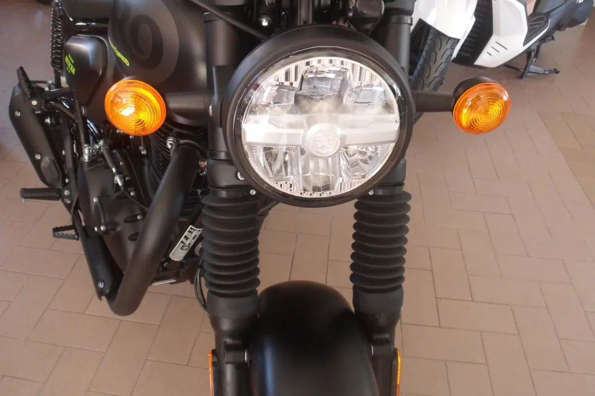 Royal Enfield HNTR 350 (2022 - 26) (3)