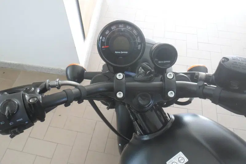 Royal Enfield HNTR 350 (2022 - 26) (6)