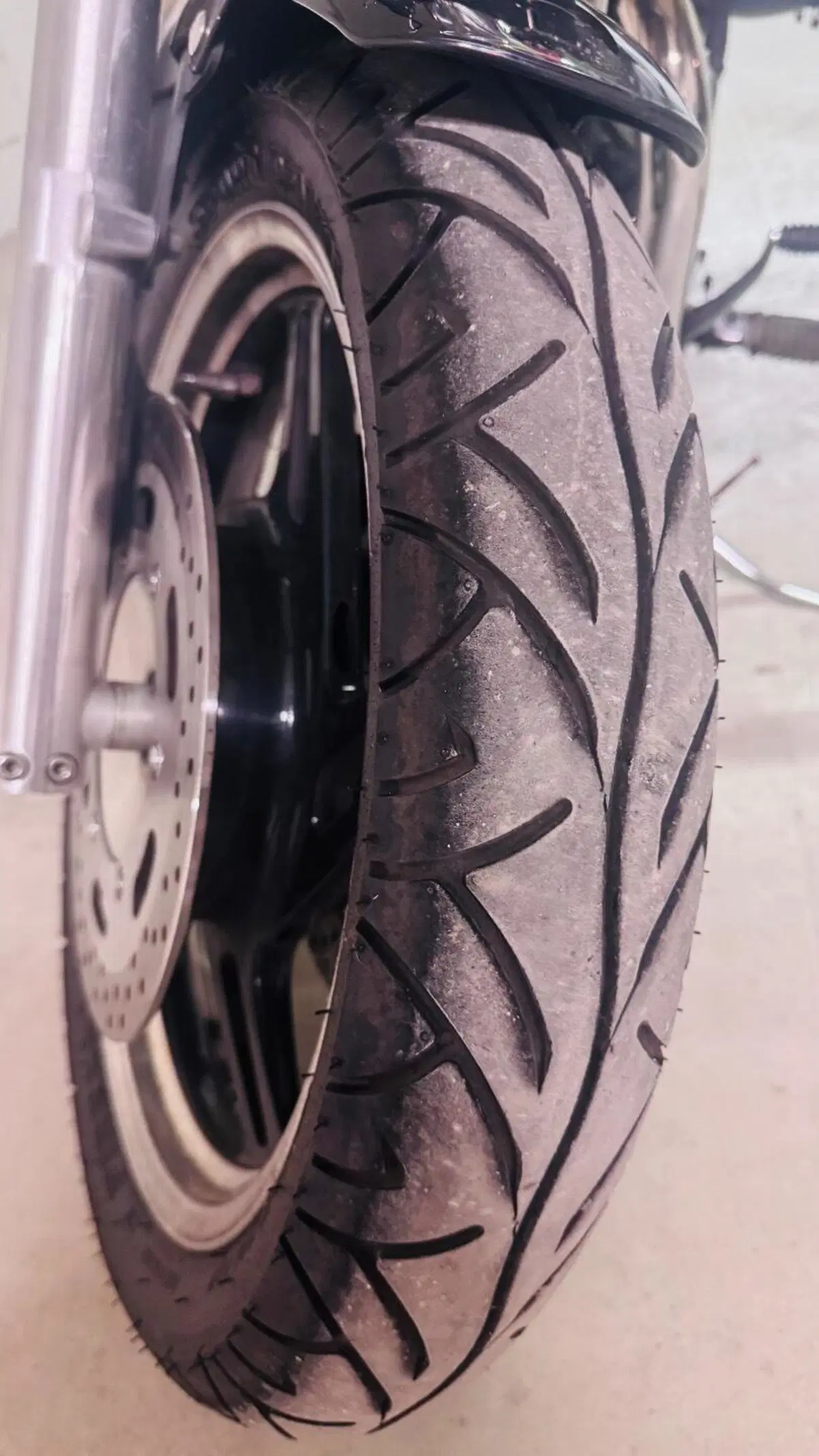 Triumph Speedmaster 865 (2005 - 10) (4)