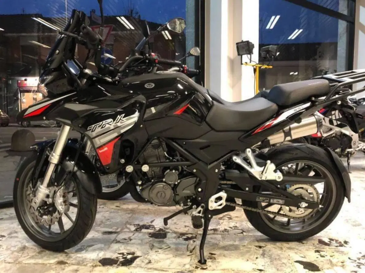 Benelli TRK 251 (2022 - 25)