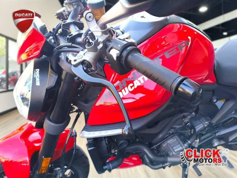 Ducati Monster 937 (2021 - 25) (8)