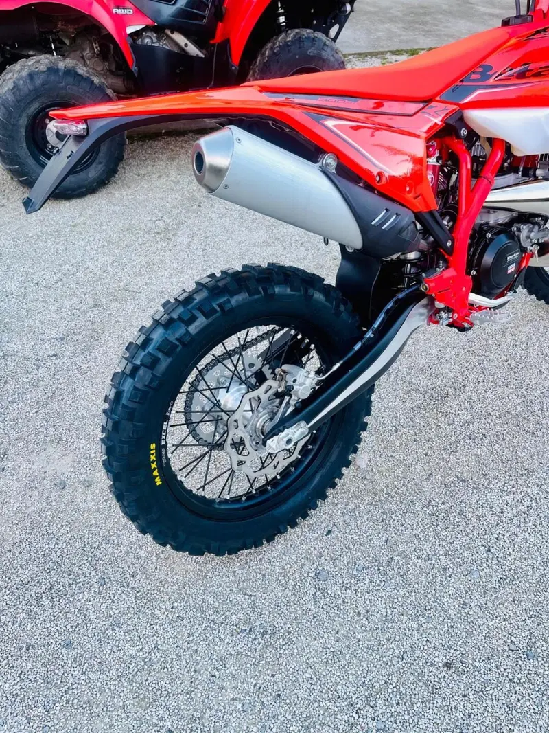 Betamotor RR X-PRO 300 2T Enduro (2026) (3)