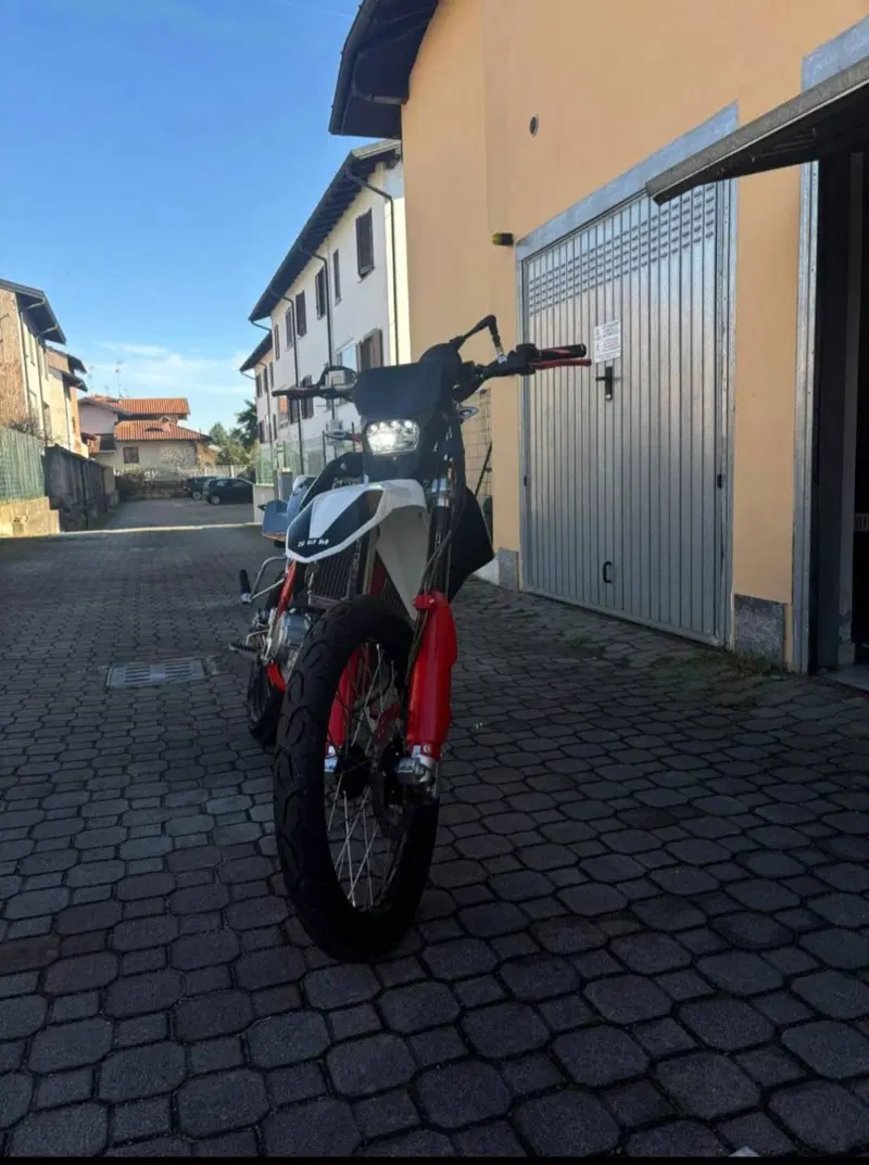 Swm RS 125 R (2017 - 20)