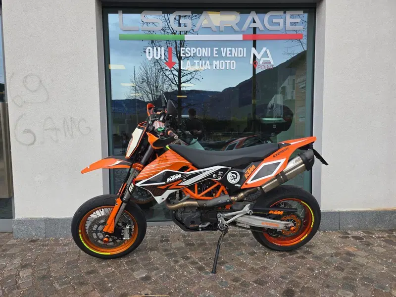 KTM 690 SMC (2008- 11) (2)