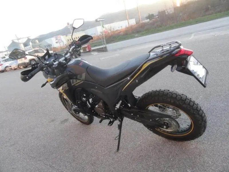 Voge Valico 300 Rally (2022 - 26) (6)