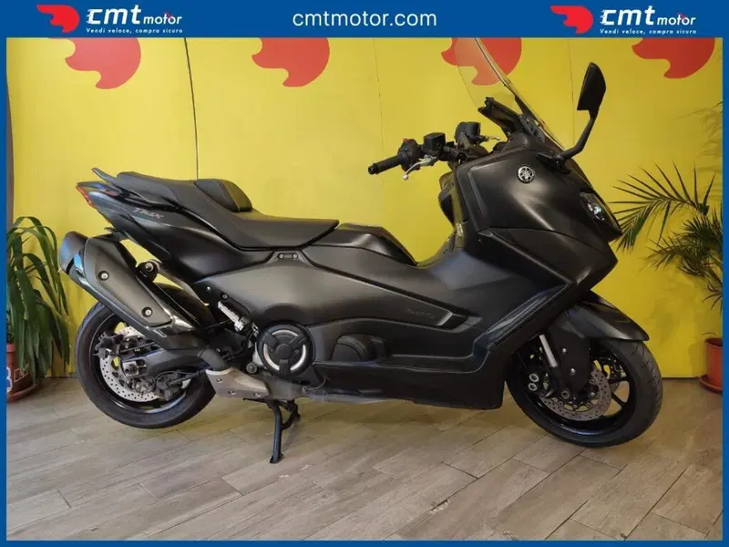 Yamaha T-Max 560 (2022 - 24)