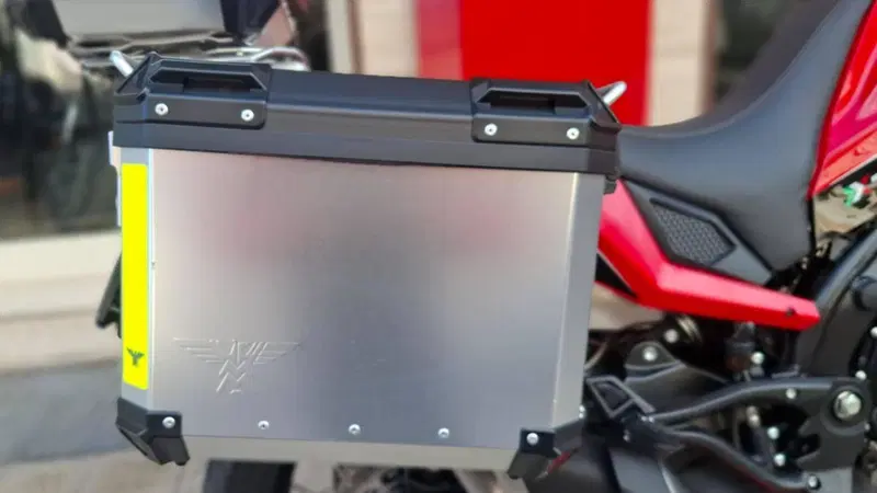 Moto Morini X-Cape 650 (2021 - 26) (7)