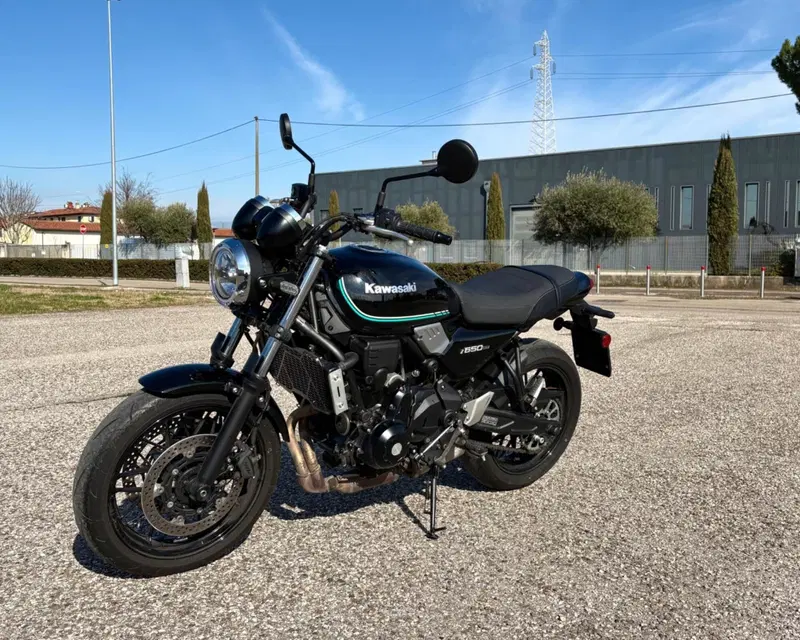 Kawasaki Z 650 RS (2022 - 24) (7)