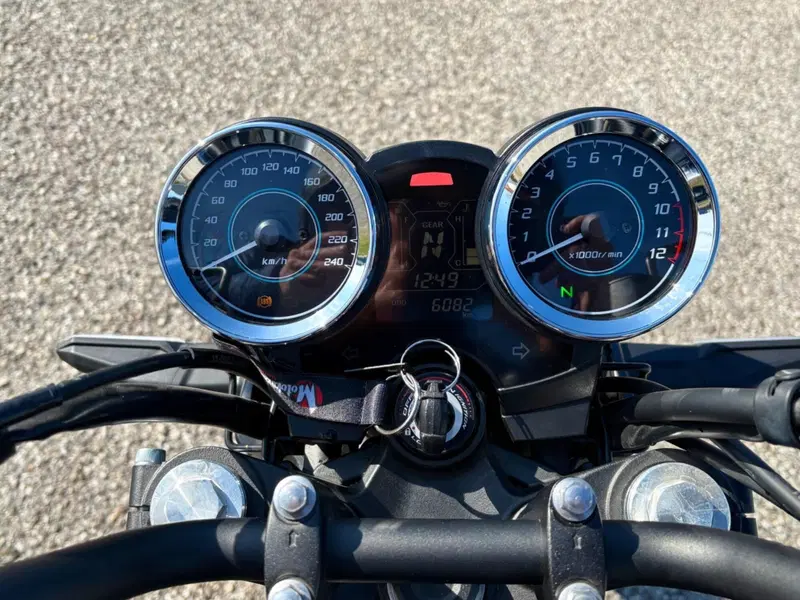 Kawasaki Z 650 RS (2022 - 24) (11)