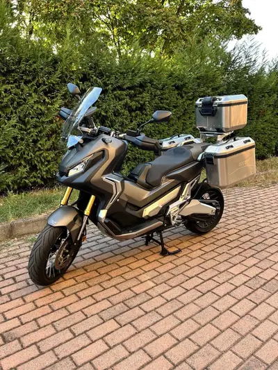 Honda X-ADV 750 (2018 - 20) usata