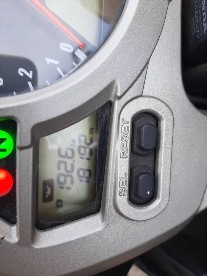 Honda Hornet 600 (2007 - 10) (7)