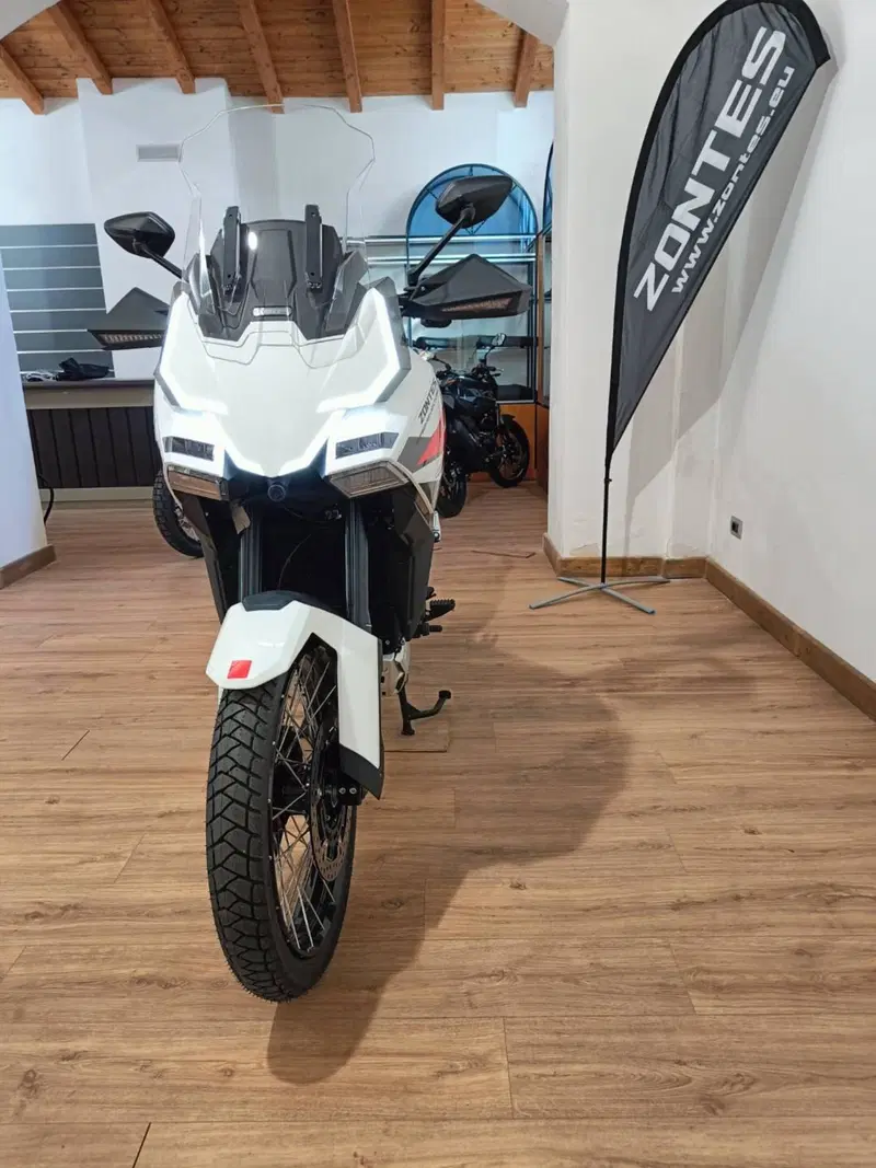 Zontes ZT703-F (2025 - 26) (2)