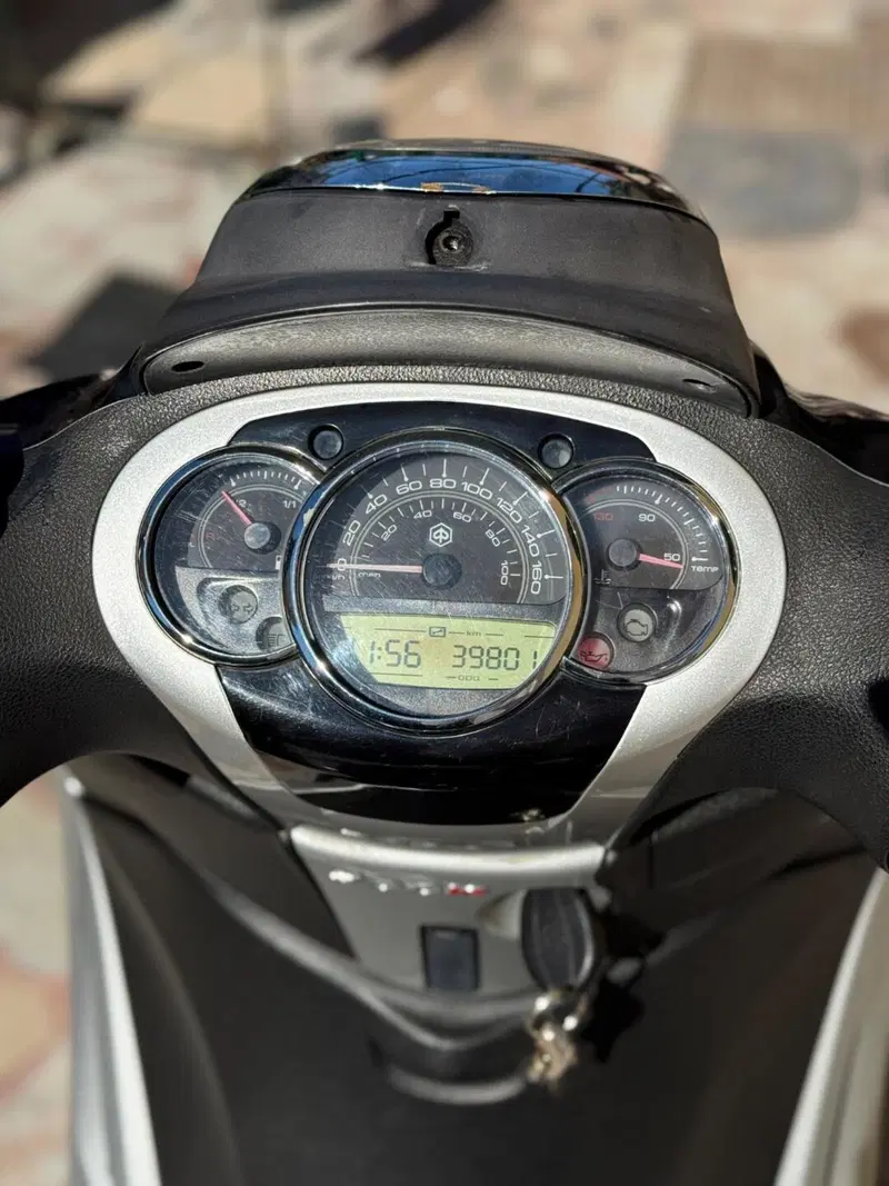 Piaggio Beverly 300 i.e. (2010 - 16) (5)