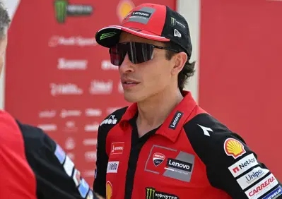 MotoGP 2026. Test di Buriram. Marc Marquez, terzo tempo e tre cadute: “Colpa della stanchezza, non ero lucido. Bezzecchi e gli altri stanno andando molto forte”
