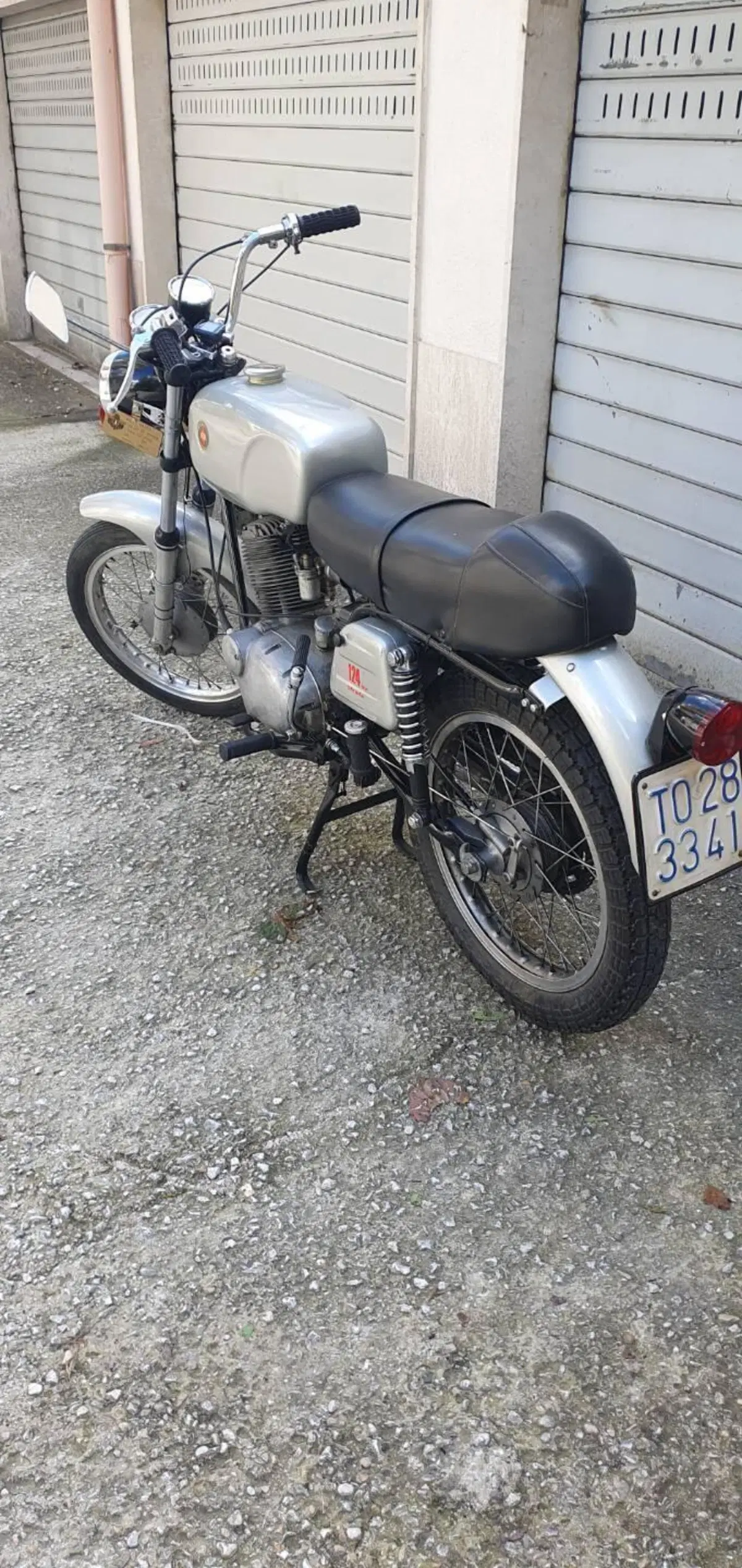 Gilera 124 5v (4)