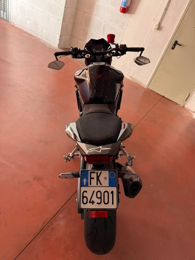 Honda CB 750 Hornet (2023 - 24) (7)