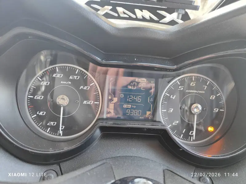 Yamaha X-Max 300 Tech Max (2021 - 24) (5)
