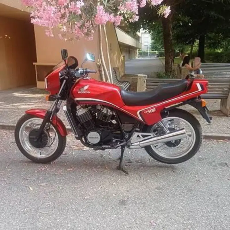 Honda vt 500E