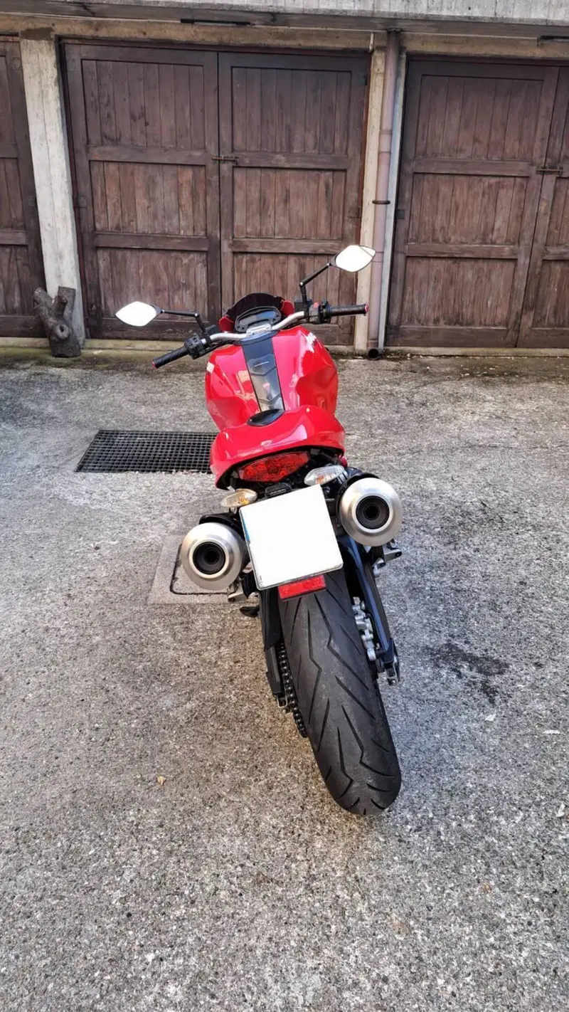 Ducati Monster 696 Plus (2007 - 14) (3)