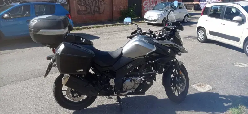 Suzuki V-Strom 650XT (2021 - 25) (4)