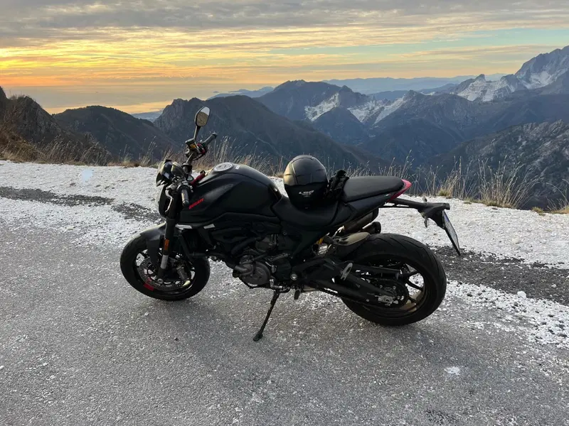 Ducati Monster 937 + (2021 - 25) (2)