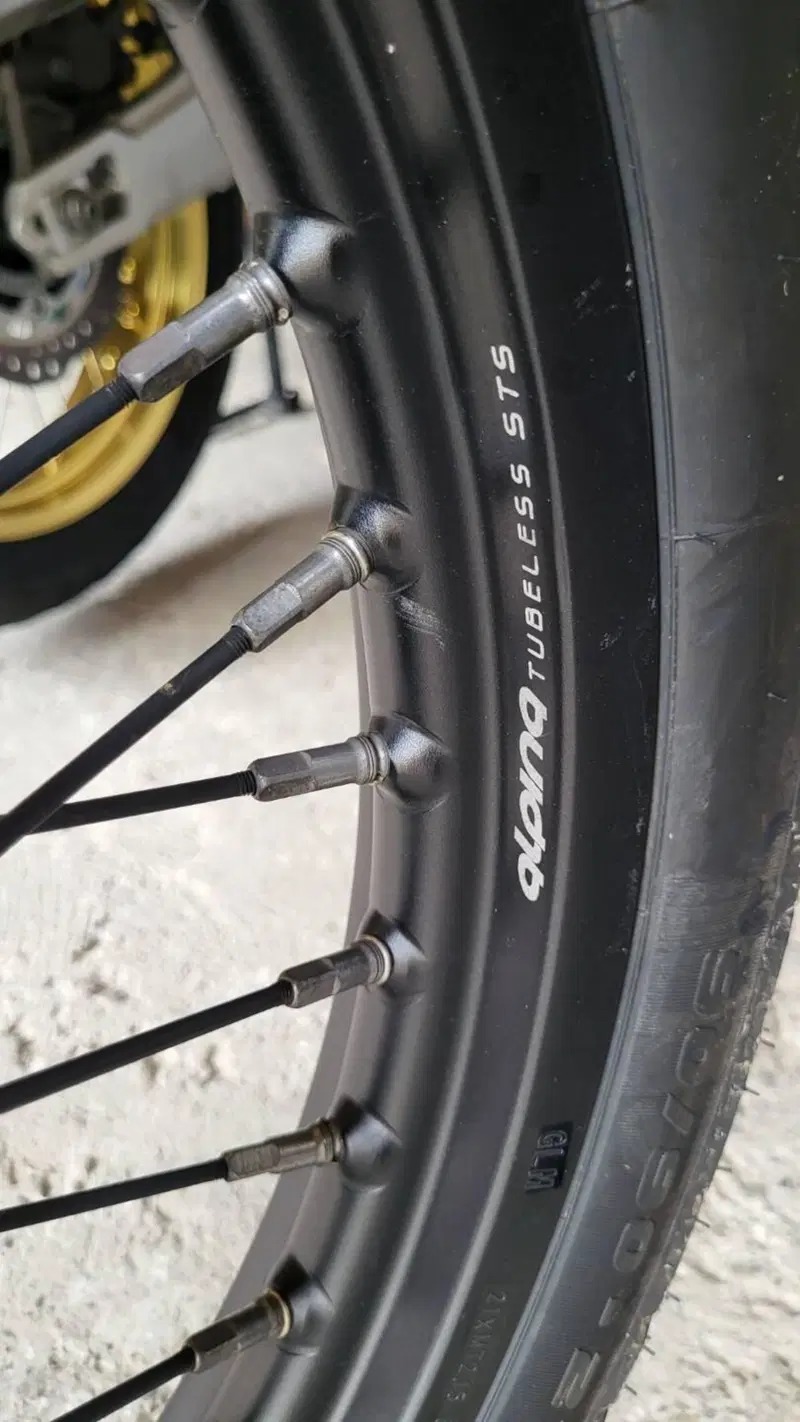 KTM 950 Adventure S (2003 - 07) (8)