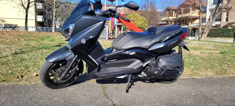 Yamaha X-Max 400 Iron Max ABS (2016)