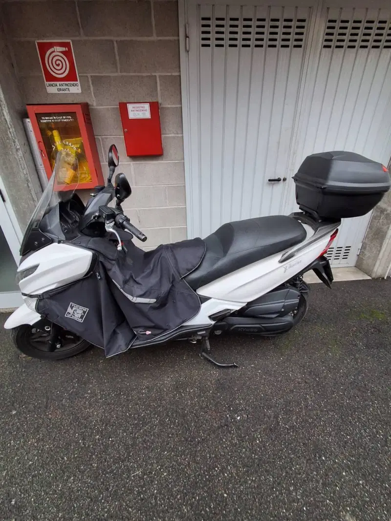 Kymco X-Town 125i CBS (2016 - 20) (4)