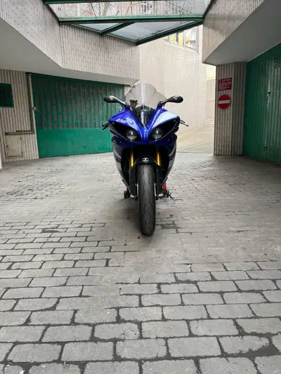 Yamaha YZF R1 (2009 - 11) usata