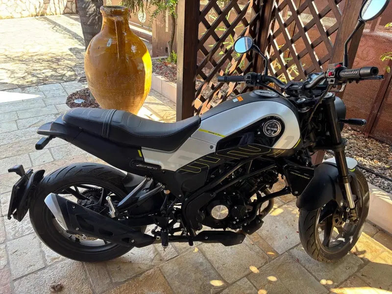 Benelli Leoncino 125 (2022 - 25) (6)