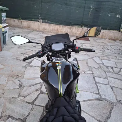 Kawasaki Z 650 (2021 - 24) usata