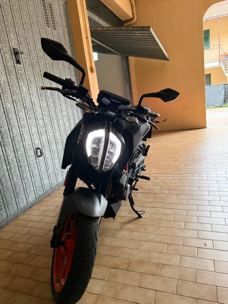 KTM 125 Duke (2021 - 23) (3)
