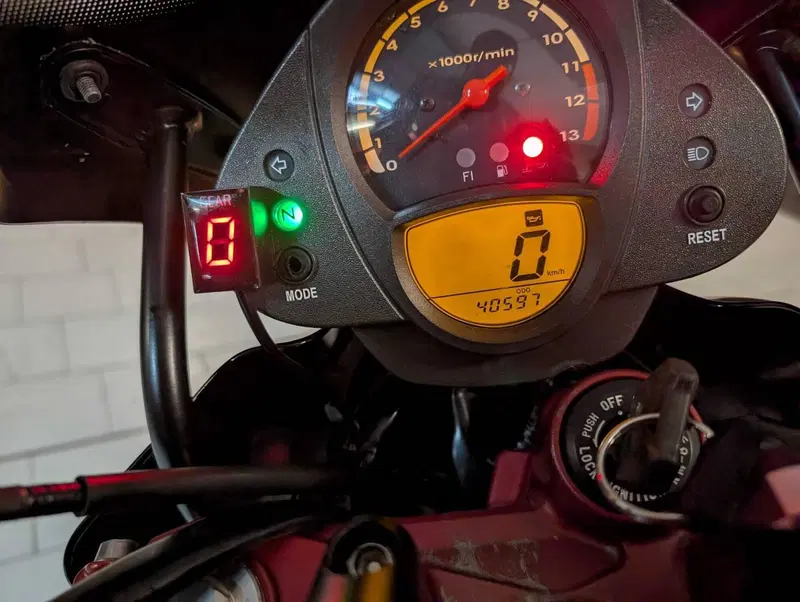 Kawasaki ER-6N (2005 - 08) (5)